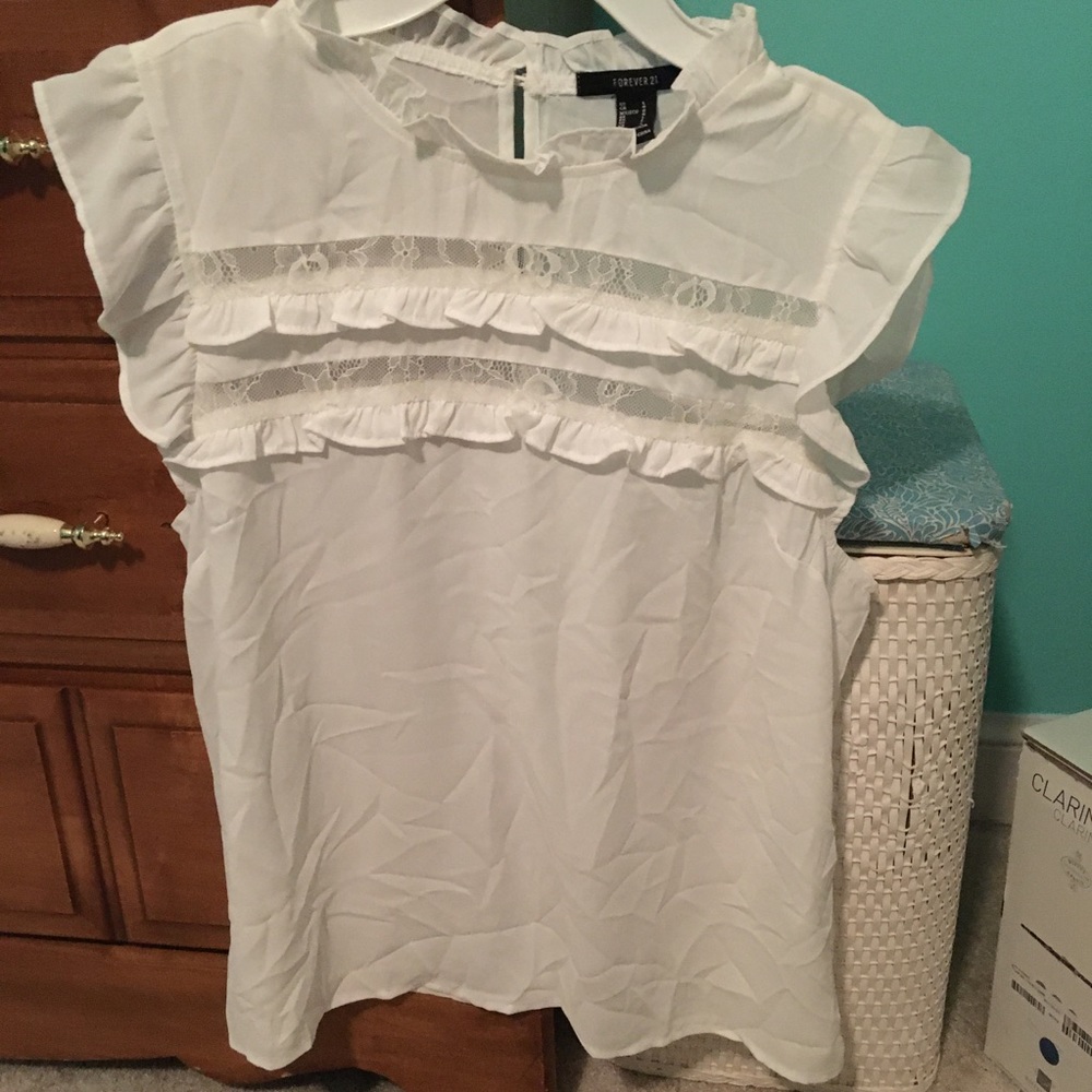 Forever 21 White Ruffled Tank - Picture 2 of 4
